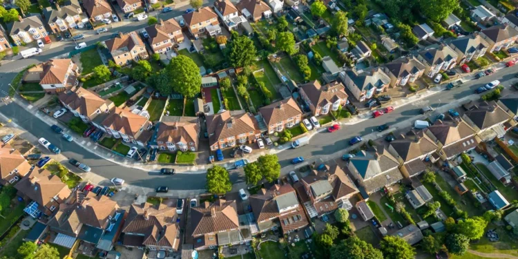 Neighbourhood Development Trends and Their Influence on Urban Residential Quality